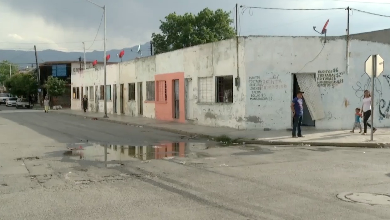Vecinos de la colonia Moderna denuncian insalubridad por drenaje