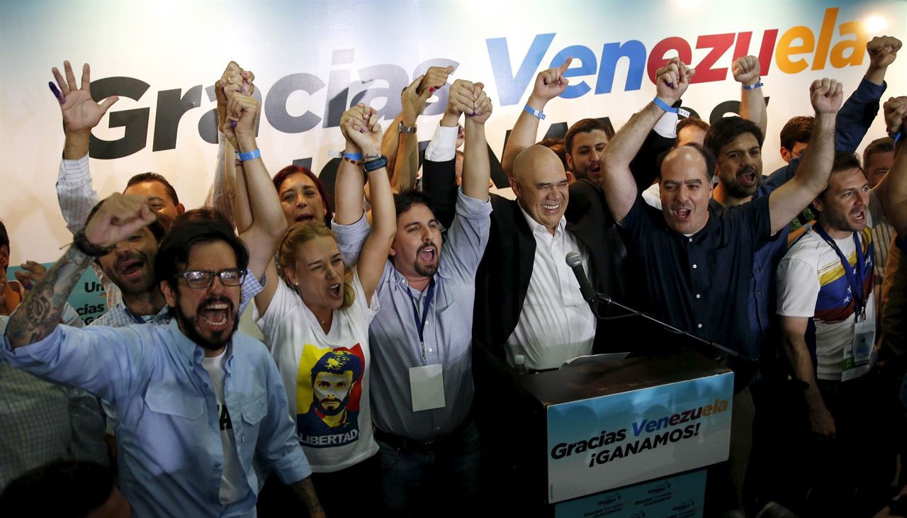 Oposición Venezolana Participará En Elecciones Pese A Desconfianza