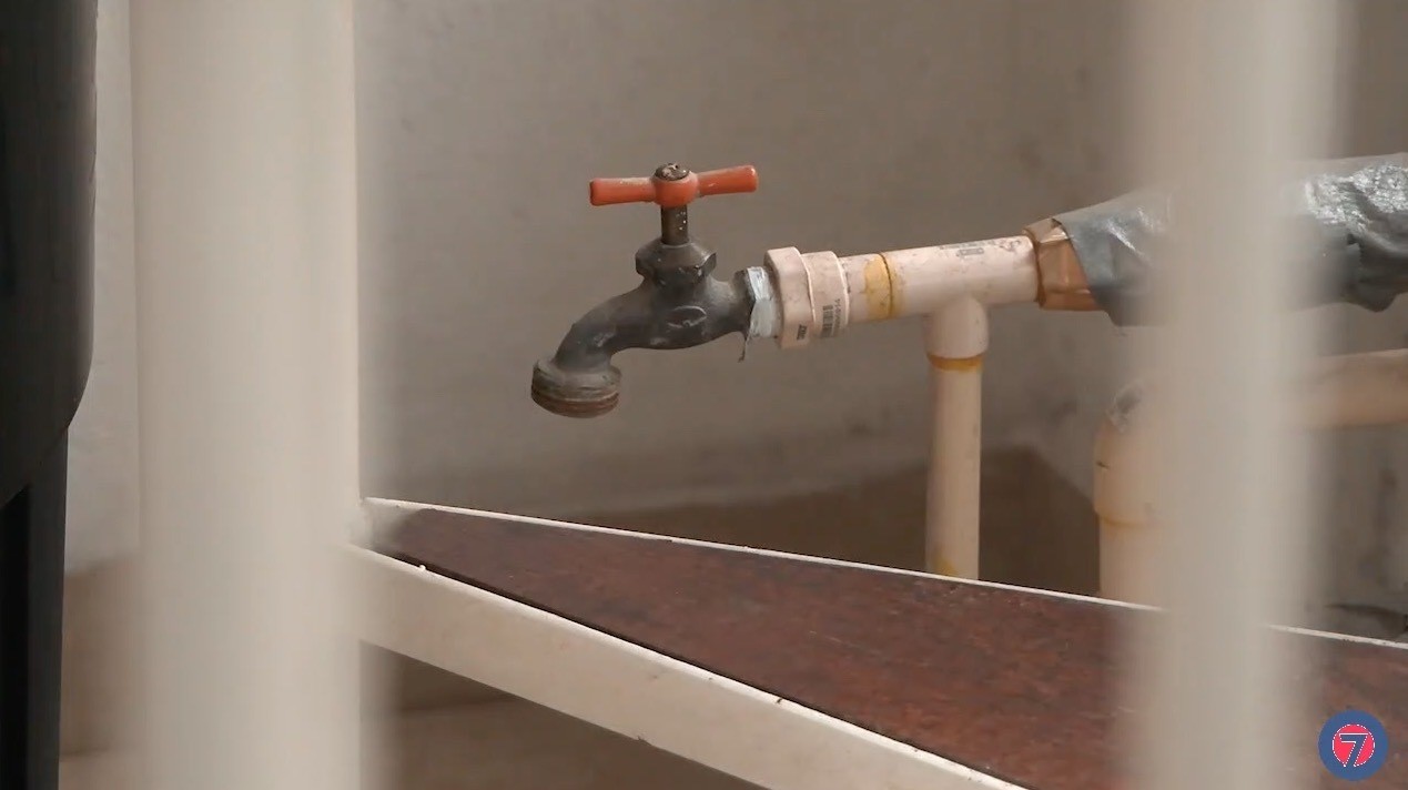 Falla eléctrica deja a más de 60 colonias de García sin agua