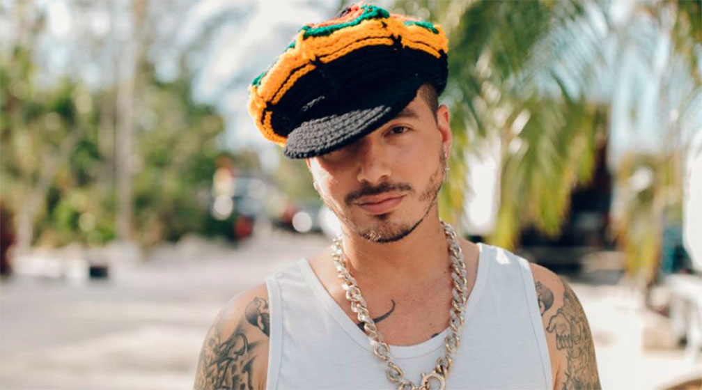 J Balvin Presenta El Sencillo Ambiente