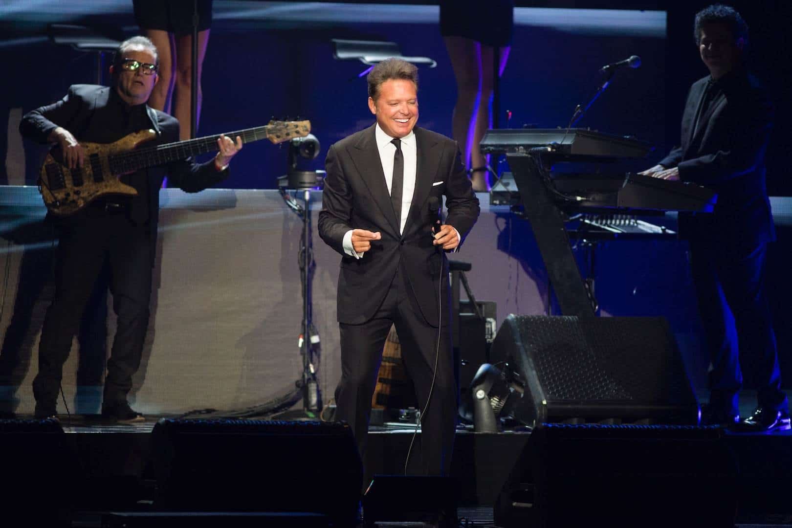 Triunfa Luis Miguel en Monterrey