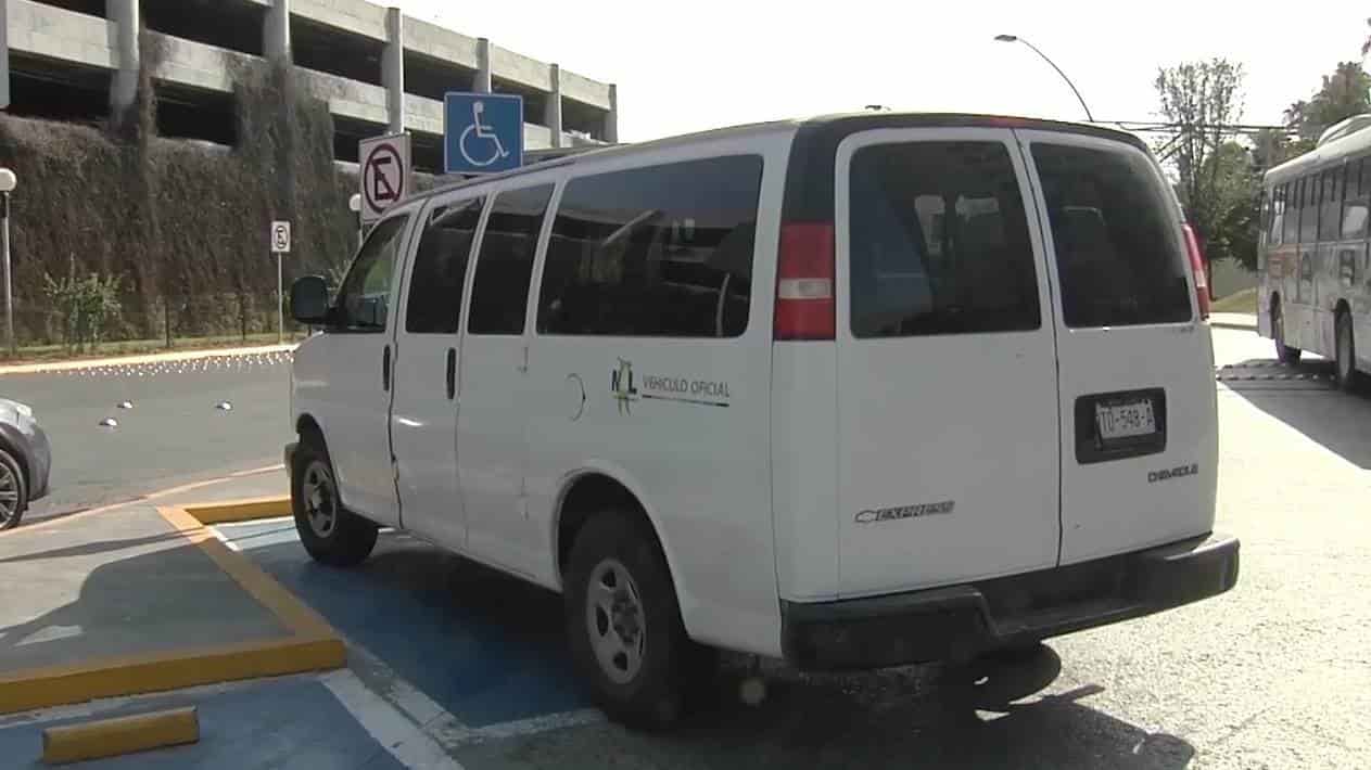 'Agandalla' burócrata cajón de estacionamiento para quienes tienen discapacidad