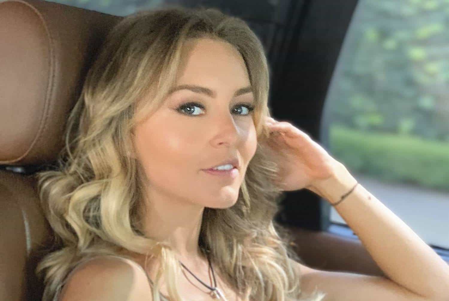 Hot! Angelique Boyer hace suspirar con diminuto bikini azul